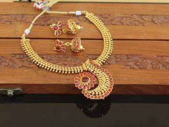 Designer gold plated kempu necklace set 1