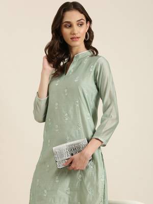 women's calf length mandarin collar sea green solid straight kurta 2
