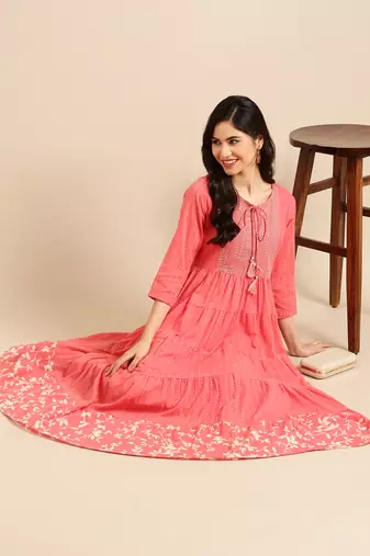 women's calf length round neck peach solid straight kurta
