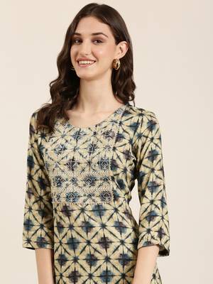 women's calf length round neck beige geometric straight kurta 2