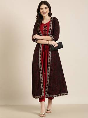 women's ankle length round neck maroon solid anarkali kurta 2