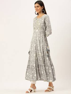 women's ankle length round neck grey floral anarkali kurta 4