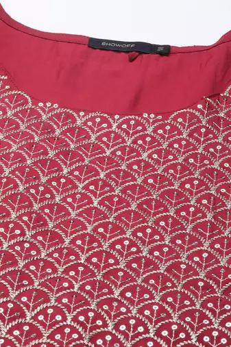 women's calf length round neck maroon solid straight kurta