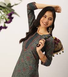 Showoff women's calf length round neck green ethnic motifs straight kurta