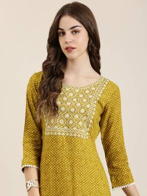 women's calf length round neck mustard geometric straight kurta 2