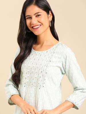 women's calf length round neck sea green geometric straight kurta 2
