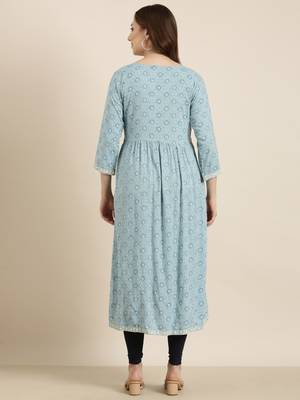 women's calf length round neck blue floral straight kurta 4