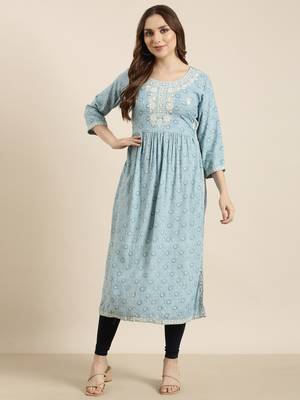 women's calf length round neck blue floral straight kurta 5