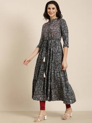 women's calf length mandarin collar navy blue bandhani anarkali kurta 3
