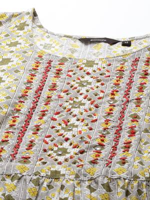 women's knee length round neck grey geometric anarkali kurta 2
