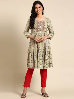 women's knee length round neck grey geometric anarkali kurta 4
