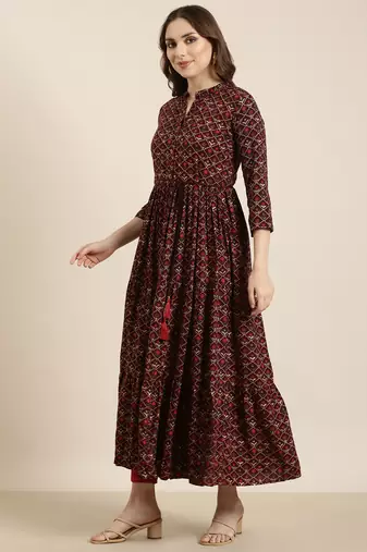 women's calf length mandarin collar Burgundy ethnic motifs anarkali kurta