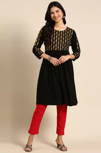 women's knee length round neck black solid anarkali kurta