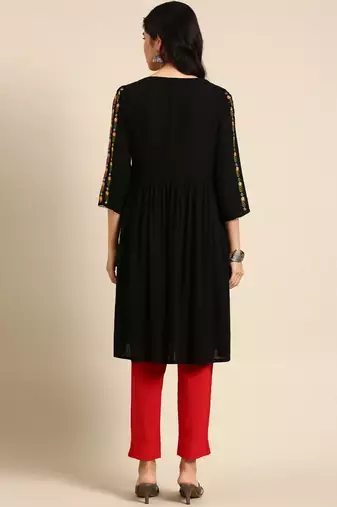 women's knee length round neck black solid anarkali kurta