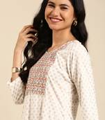 women's calf length round neck off white geometric straight kurta