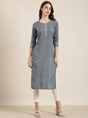 women's calf length round neck navy blue bandhani straight kurta 2