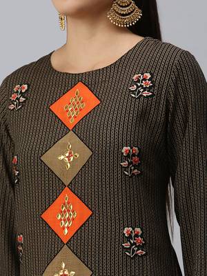 women's calf length round neck black ethnic motifs straight kurta 5