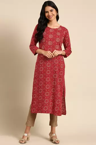 Showoff women's calf length round neck red ethnic motifs straight kurta