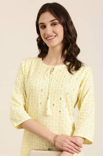 women's calf length tie-up neck yellow geometric straight kurta