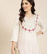 women's knee length round neck off white floral straight kurta