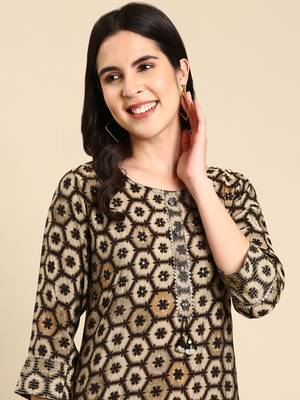 women's calf length round neck grey geometric straight kurta 2