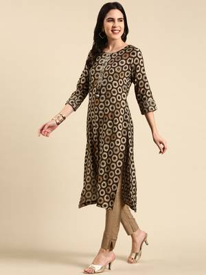 women's calf length round neck grey geometric straight kurta 5