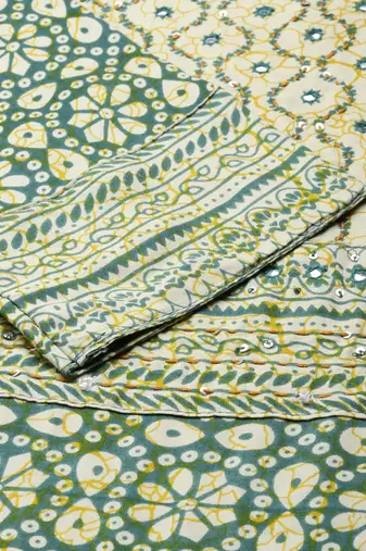 women's calf length round neck green bandhani straight kurta