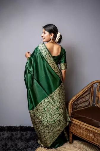 Green Handloom silk blend Blend Weaving Saree Festive Wear