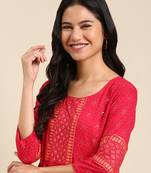 Showoff women's calf length round neck pink geometric straight kurta