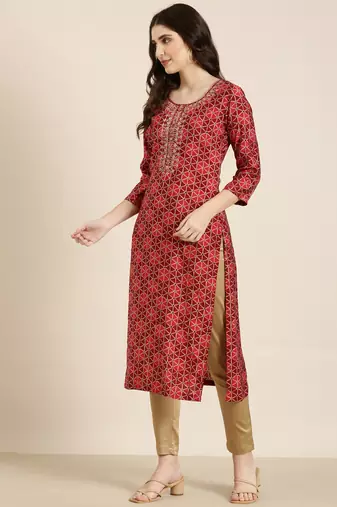 Showoff women's knee length round neck burgundy geometric straight kurta