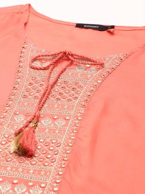 Showoff women's calf length round neck peach solid straight kurta 2