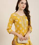 Showoff women's calf length round neck mustard ethnic motifs straight kurta