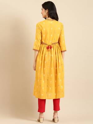 women's calf length mandarin collar mustard solid a-line kurta 4