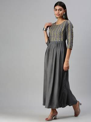 women's ankle length round neck grey floral anarkali kurta 2