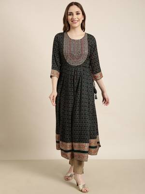 women's calf length round neck green ethnic motifs anarkali kurta 2