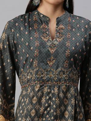 women's ankle length mandarin collar green ethnic motifs anarkali kurta 5