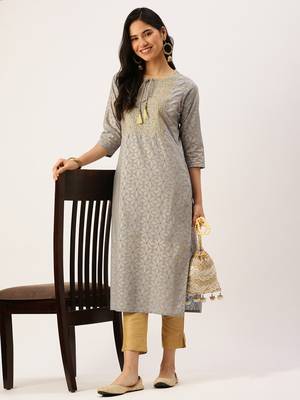women's calf length round neck blue floral straight kurta 5