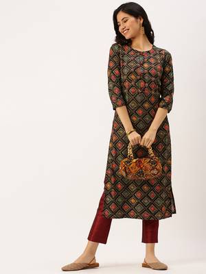 women's calf length round neck multi geometric straight kurta 5