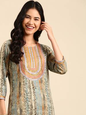 women's calf length round neck multi floral straight kurta 1