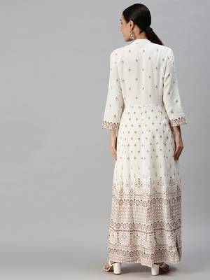 Showoff women's ankle length v-neck white floral anarkali kurta 4