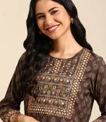 women's calf length round neck brown ethnic motifs straight kurta