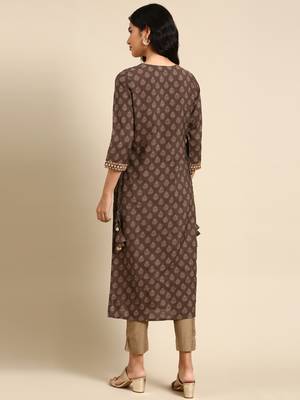 women's calf length round neck brown ethnic motifs straight kurta 5