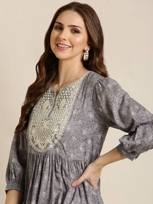 women's ankle length round neck grey floral anarkali kurta 1