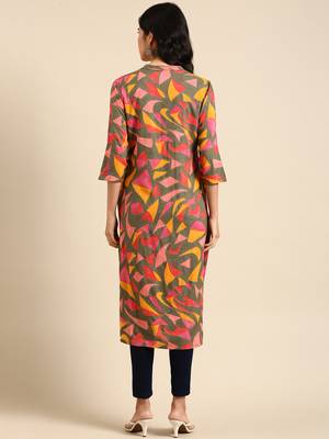women's calf length mandarin collar multi geometric straight kurta 4