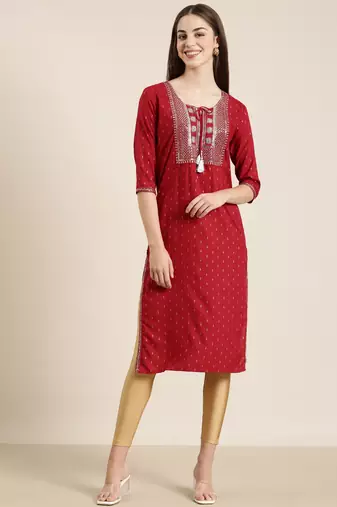 Showoff women's calf length tie-up neck red floral straight kurta
