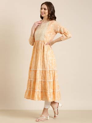 women's calf length round neck peach floral anarkali kurta 3