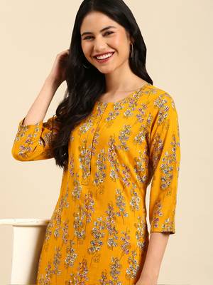 women's calf length round neck mustard floral straight kurta 1
