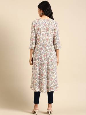 women's calf length round neck off white floral straight kurta 4