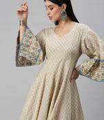 women's calf length v-neck off white geometric anarkali kurta