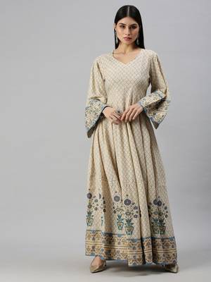 women's calf length v-neck off white geometric anarkali kurta 2